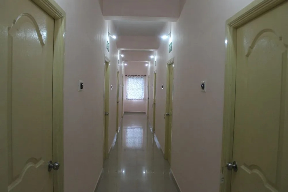 ROYAL GREEN AIRPORT TRANSIT ACCOMMODATION