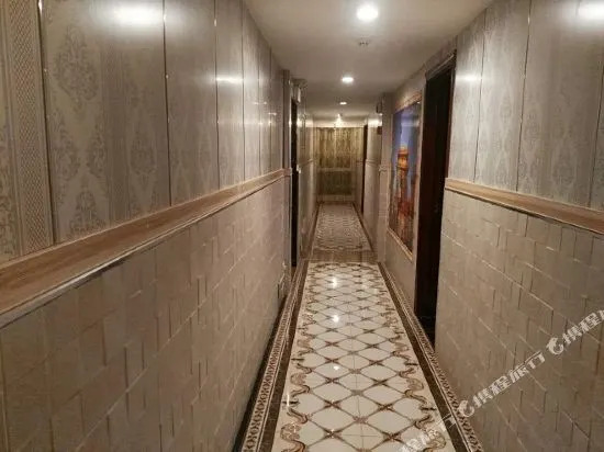 Wudangshan Shuidu Hotel