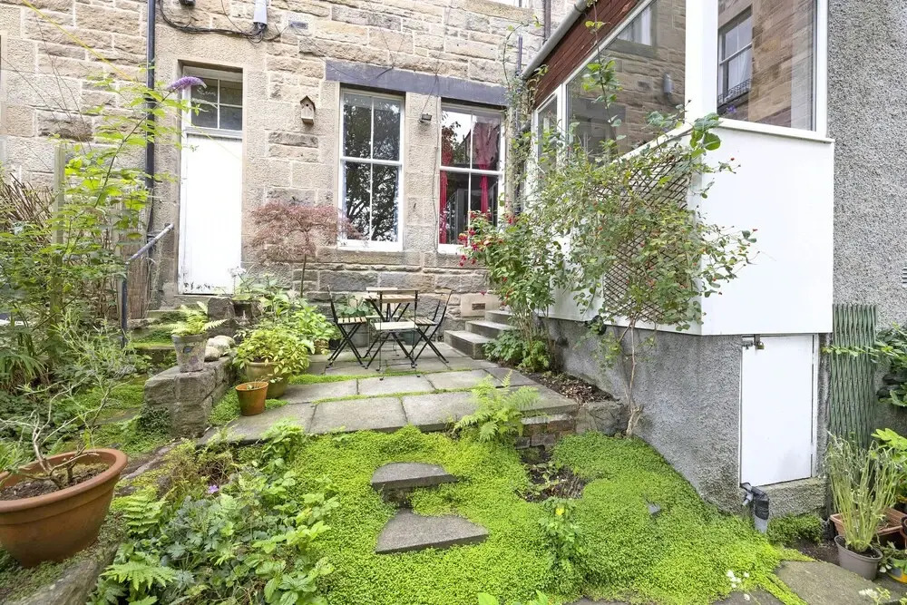 JOIVY 3 Bed Meadows Flat Near Castle & Royal Mile
