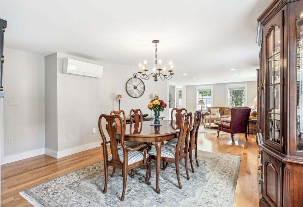 Lakeside Retreat Limit 10 3 Bedroom Home