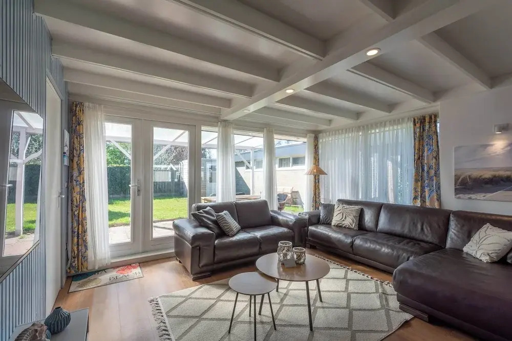 Modern Home Near Beach