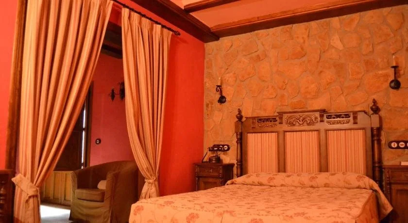 Hotel - Restaurante Prado Del Navazo