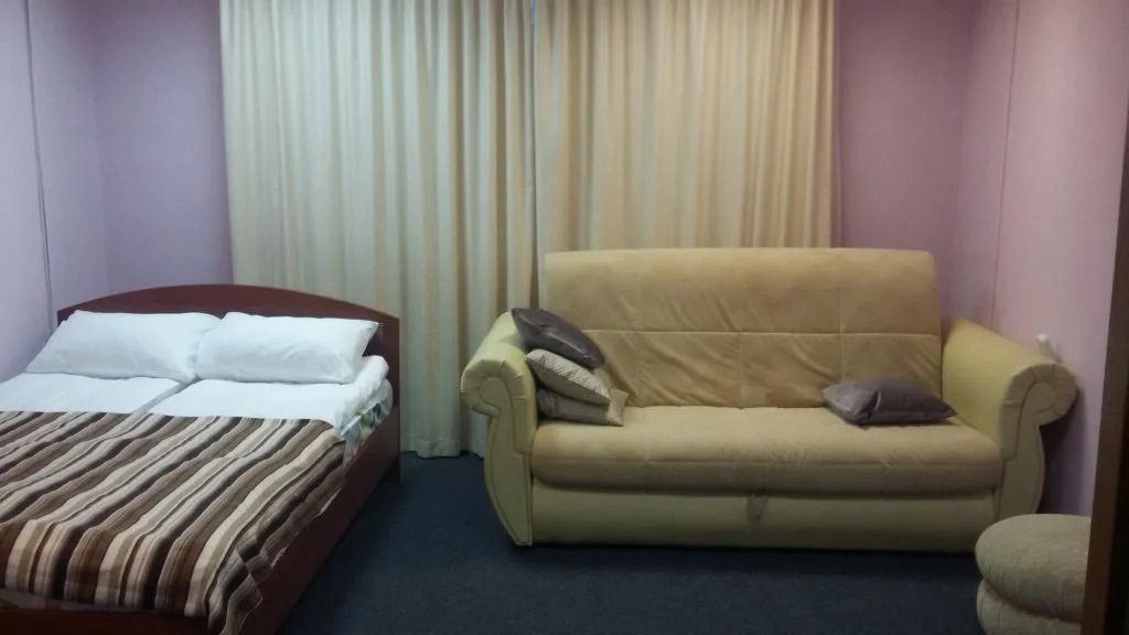Vintazh Hostel