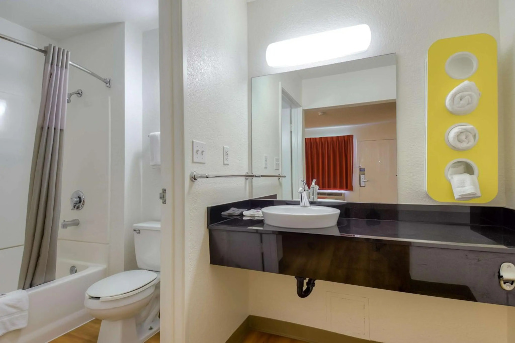 Motel 6-San Diego, CA - North