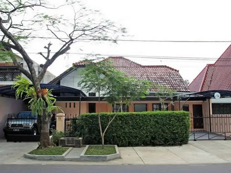 Rumah Resik Guest House