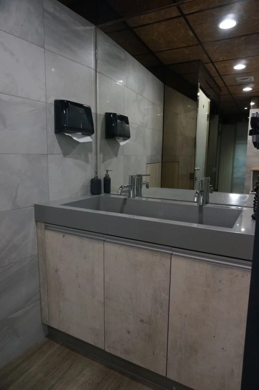 Five Elements Hostel Taipei