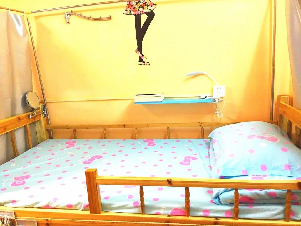 Dotdot Selection Hostel
