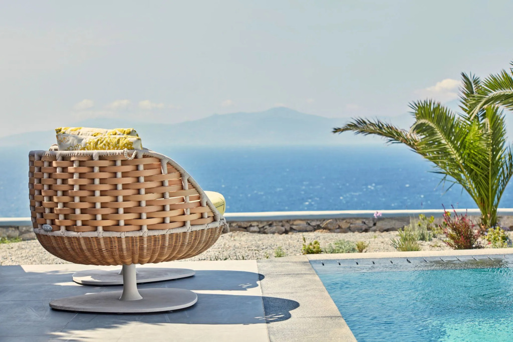 Отель Myconian Korali Relais & Chateaux