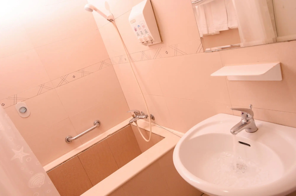 Kiwi Express Hotel - Zhong Zheng Branch