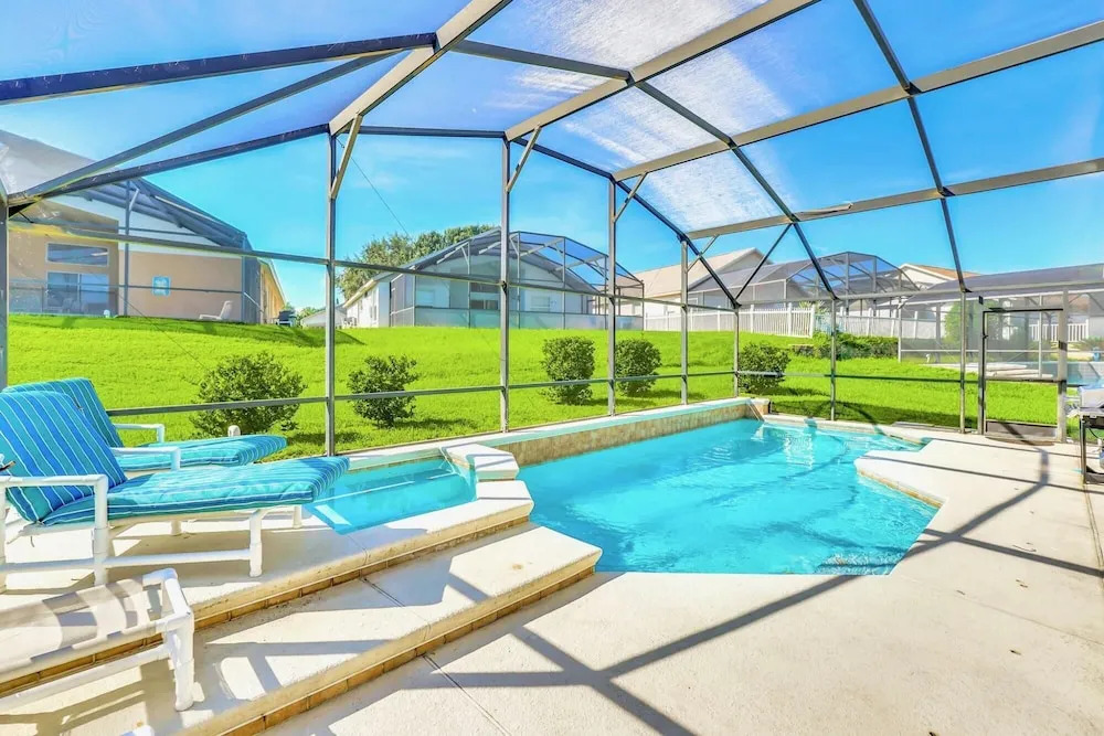 4BR Home w Private Pool Hot tub - Near Disney
