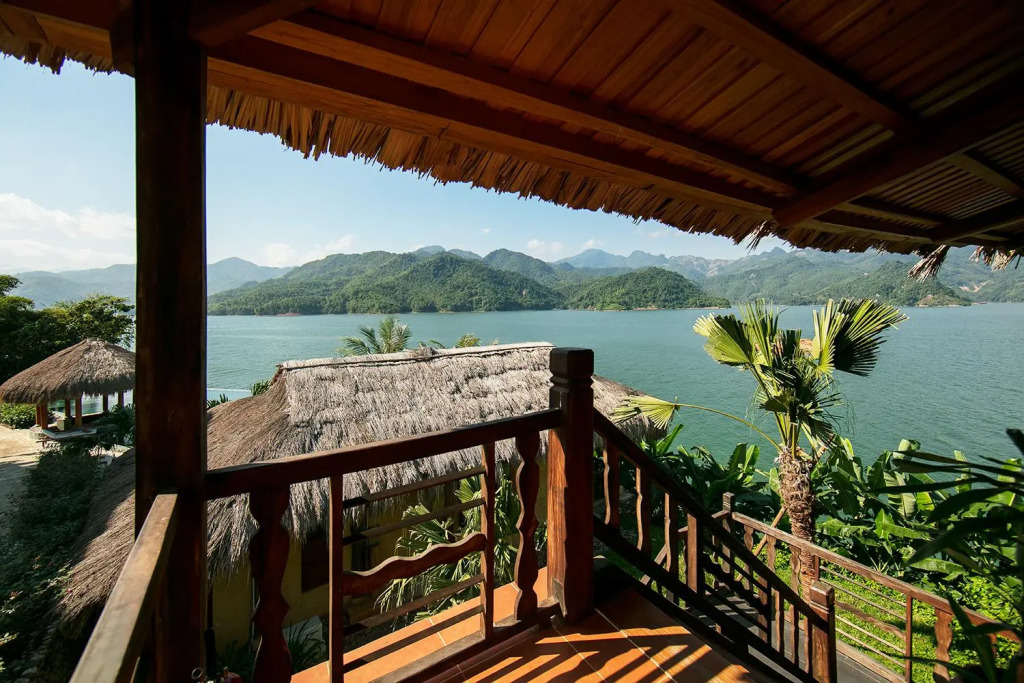 Mai Chau Hideaway Lake Resort