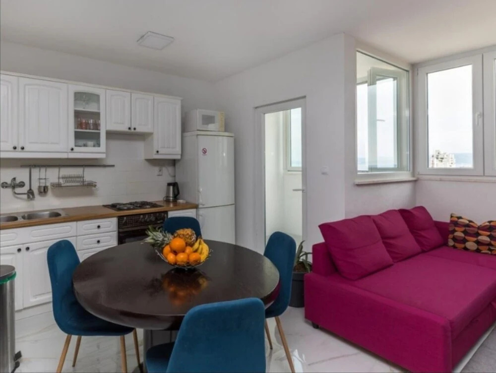 LEILANI -Stunning view apartment near the center!