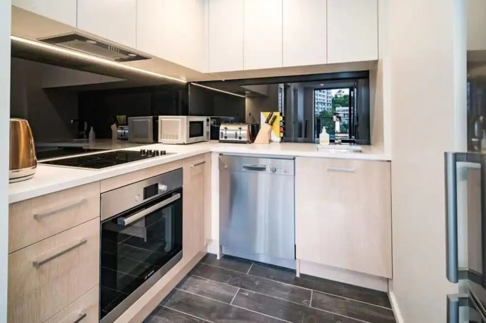 Brand New Apartment on Anzac Ave