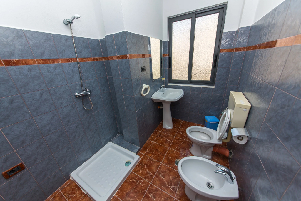 Blue Saranda Hotel