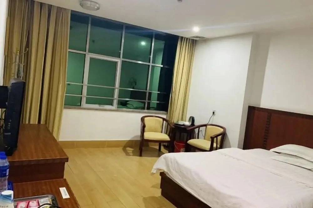 Xintiandi Hot Spring Hotel