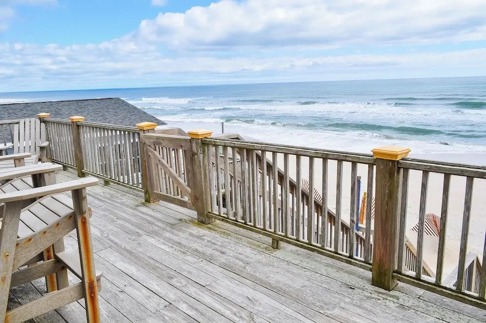 Sunflower Beach House by Topsail Realty