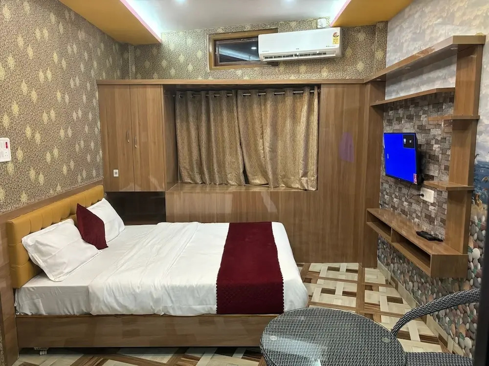 Atithi Palace Luxury Guest House