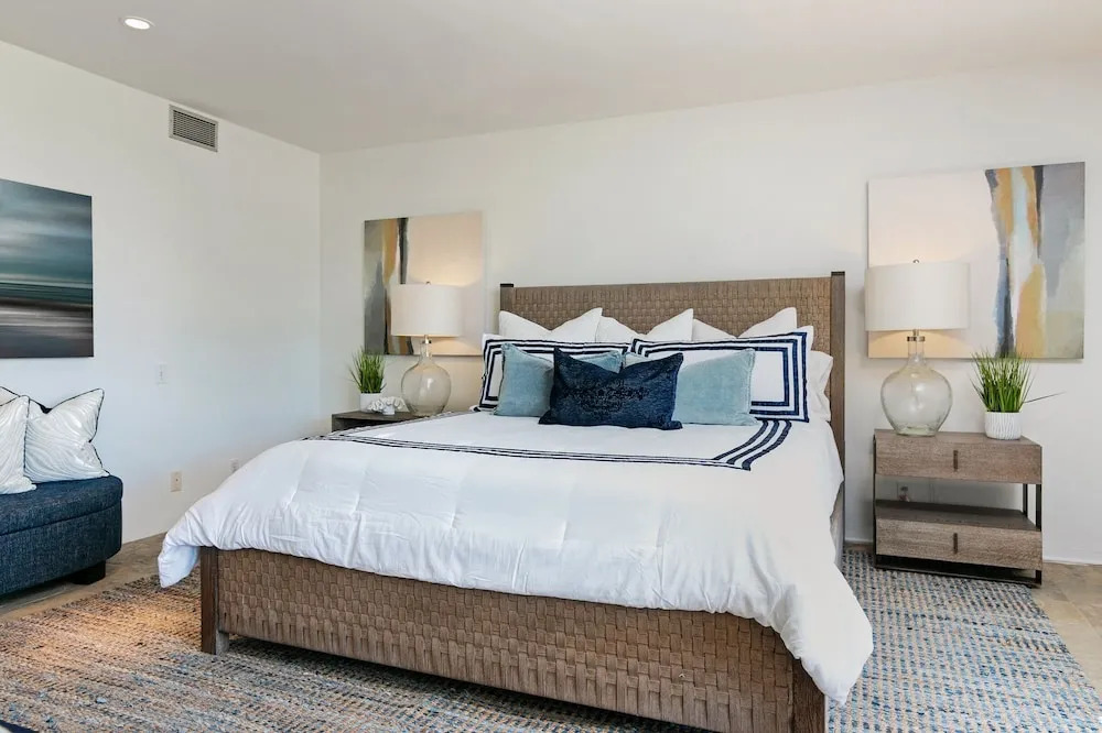 New Listing! Palatial Beachfront W/ Casita 6 Bedroom Home