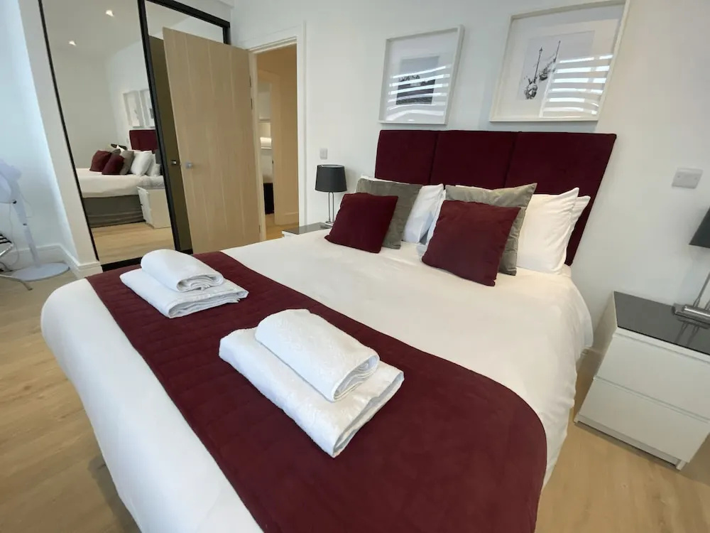 Roomspace Serviced Apartments- Syward Place