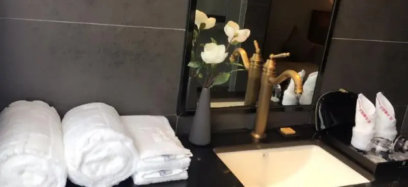 Huali Hotel