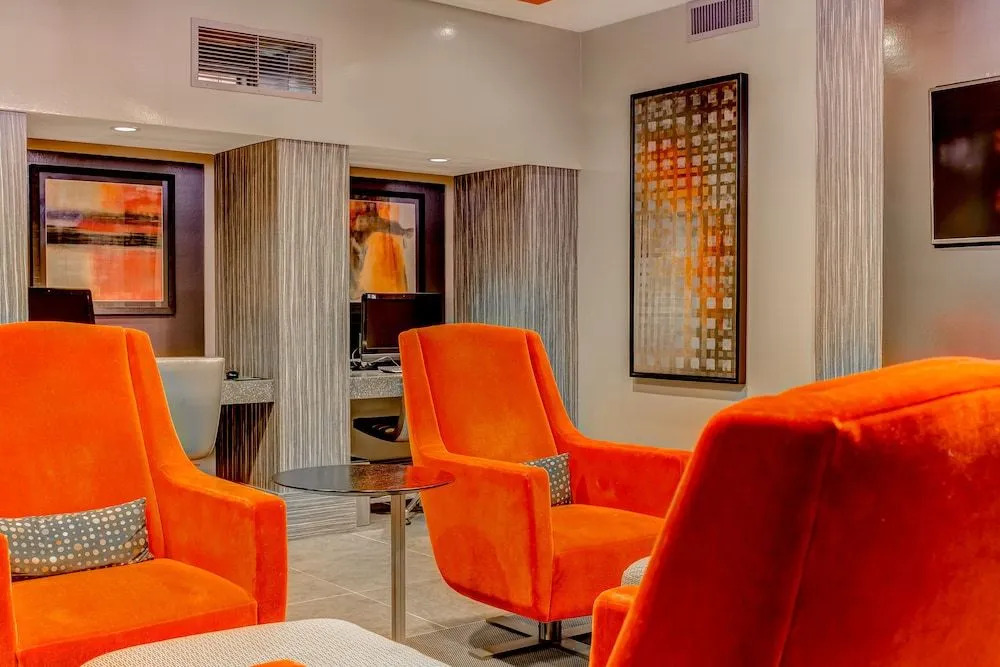 Heaven on Nashville Furnished Apartments