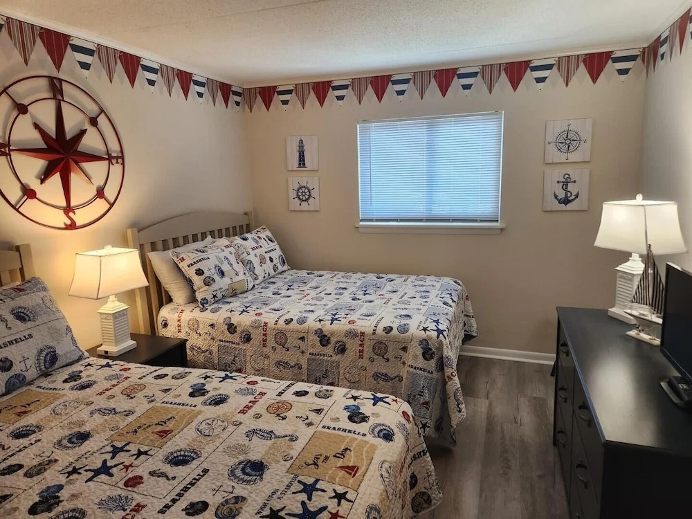 Thunder Island 114c 2 Bedroom Condo by RedAwning