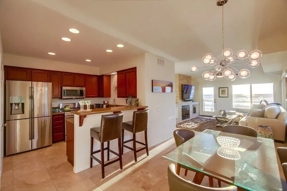 The Beach Break 2 3 Bedrooms 2.5 Bathrooms Townhouse