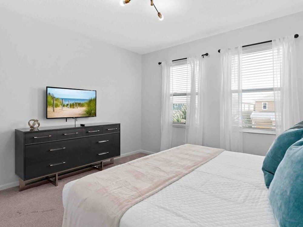 Super Giant - 12bd 12bas - Sleep 38 Near Disney