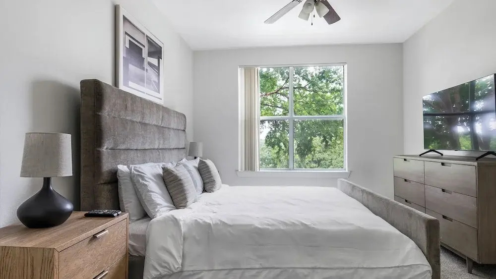 Landing Apartments - North Dallas