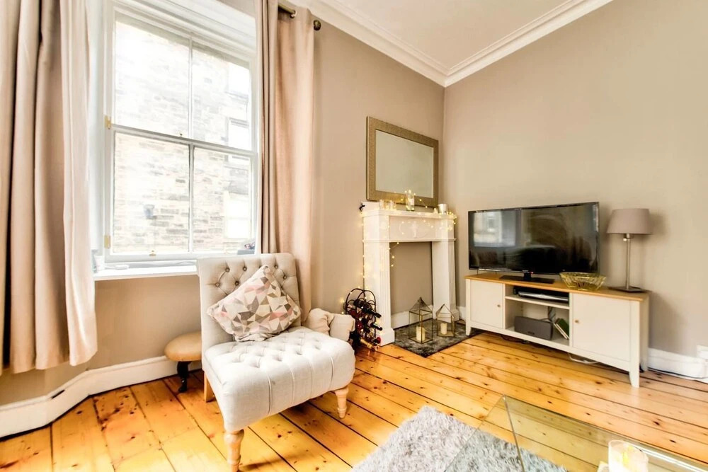 Gorgeous Modern Apartment in Canonmills