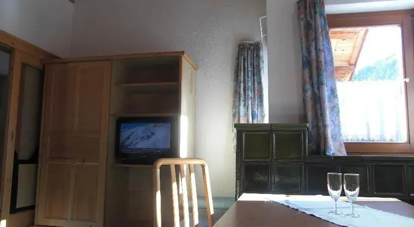 Apart Gabriele Pure Alpin Style St Anton - Mountain Hideaway with Sommercard premium & Dog Love, fully electronic