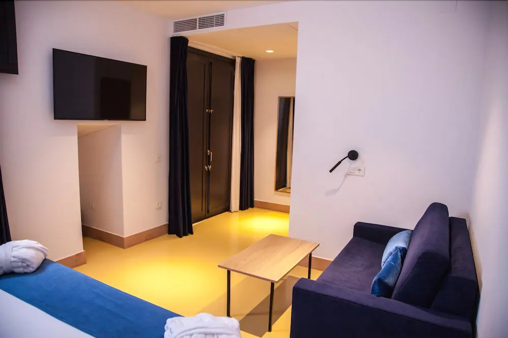 Hotel Triana Montalván