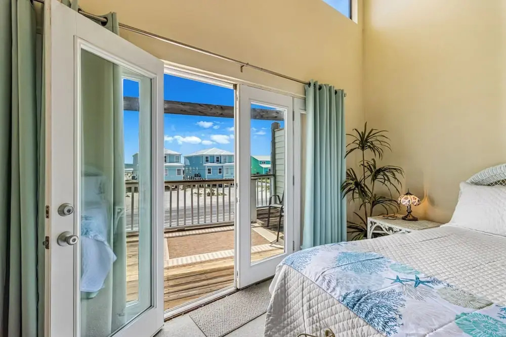 Salty Dog by Southern Vacation Rentals
