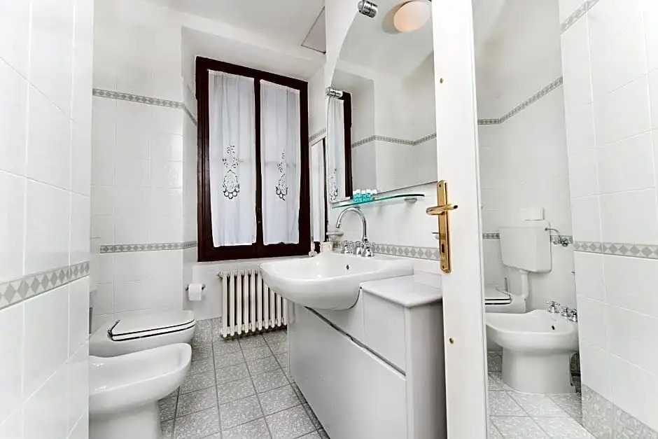 Villa Pinetina B&B