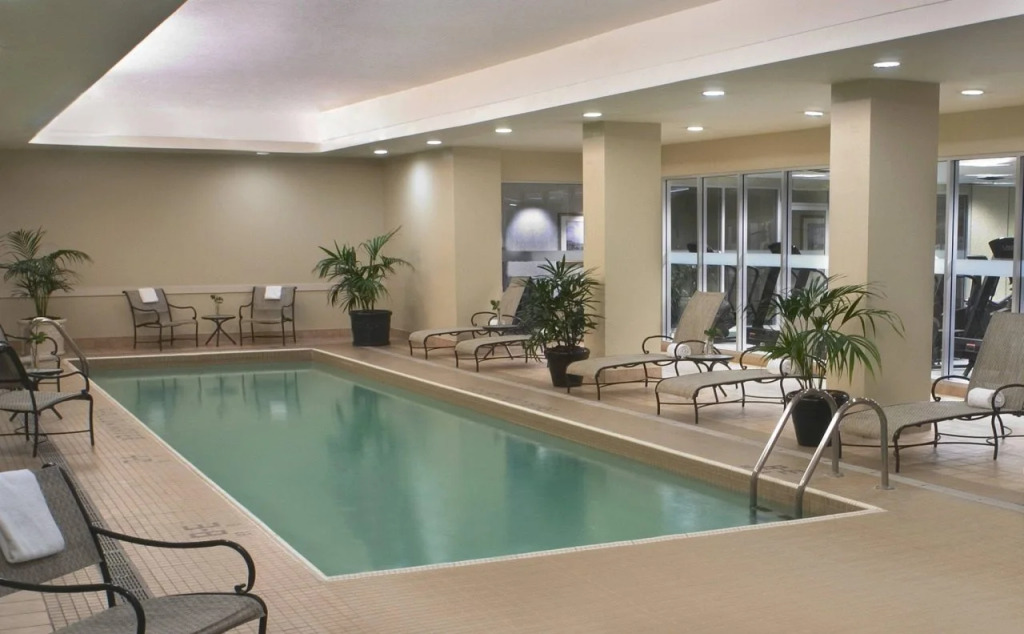 Courtyard by Marriott Toronto Downtown