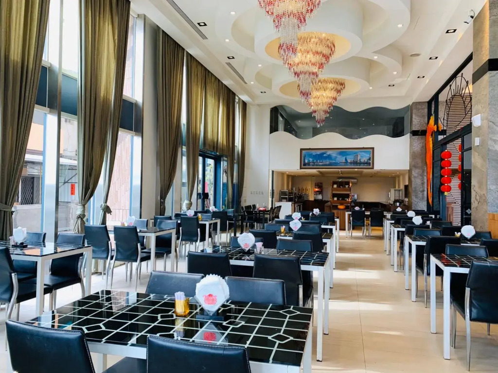 Ocean Hotel