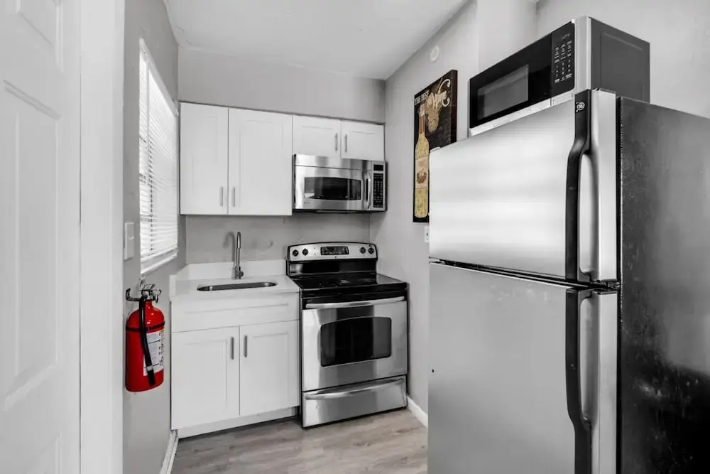 Chic 1BR Getaway Near FLL Airport 6 MN to Ocean