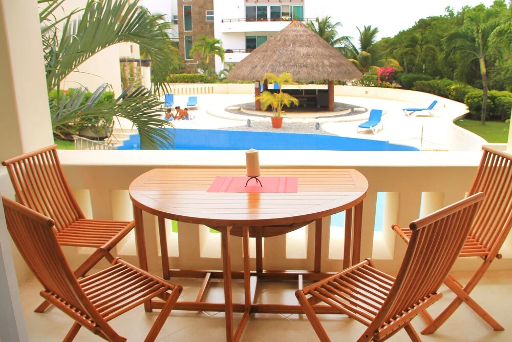 Luna Maya 1 BDR Apartment Sol 03 by select