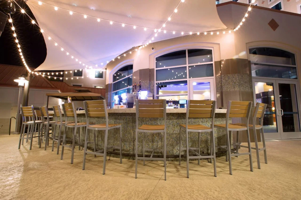 Harrahs Gulf Coast Hotel & Casino - A Caesars Rewards Destination
