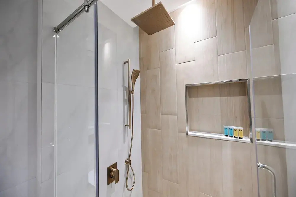 Elite Downtown Residence 2
