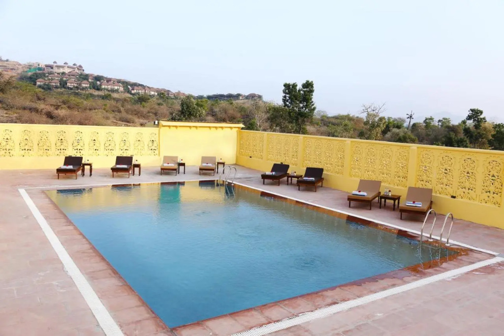 Atulya Niwas - Aravali views