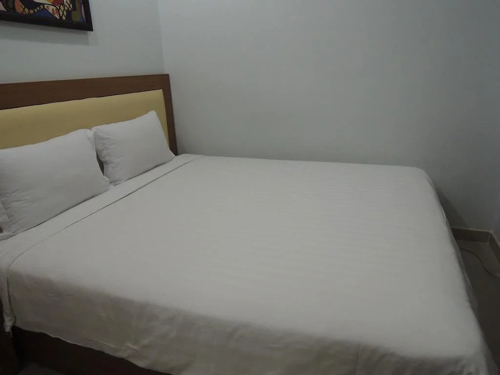 Danh Uy Hotel
