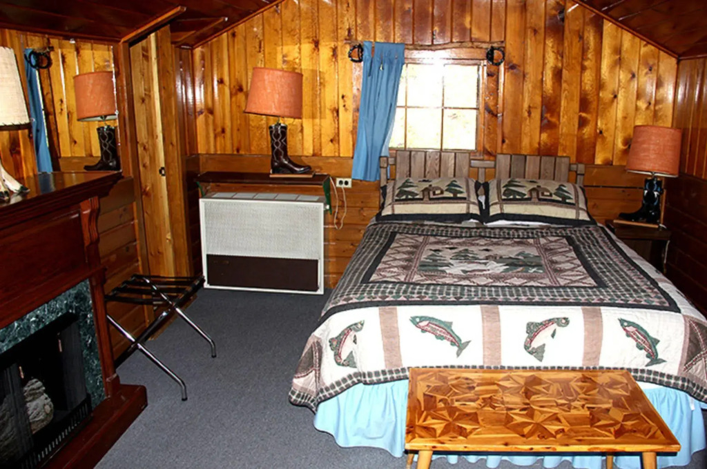 Creekside Lodge at Yellowstone