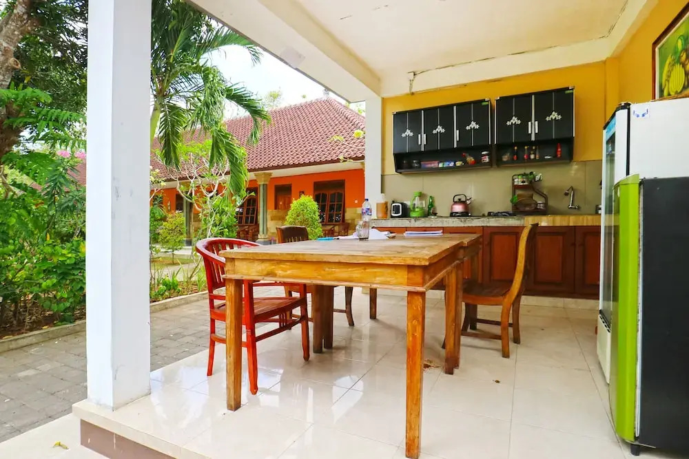 D'Abians Surf House