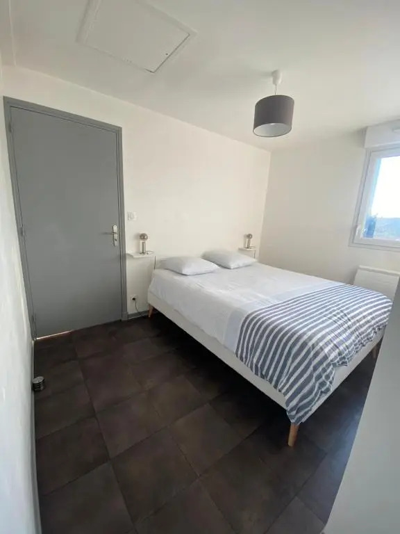 Appartement T2 bis, 200m de la mer, très calme