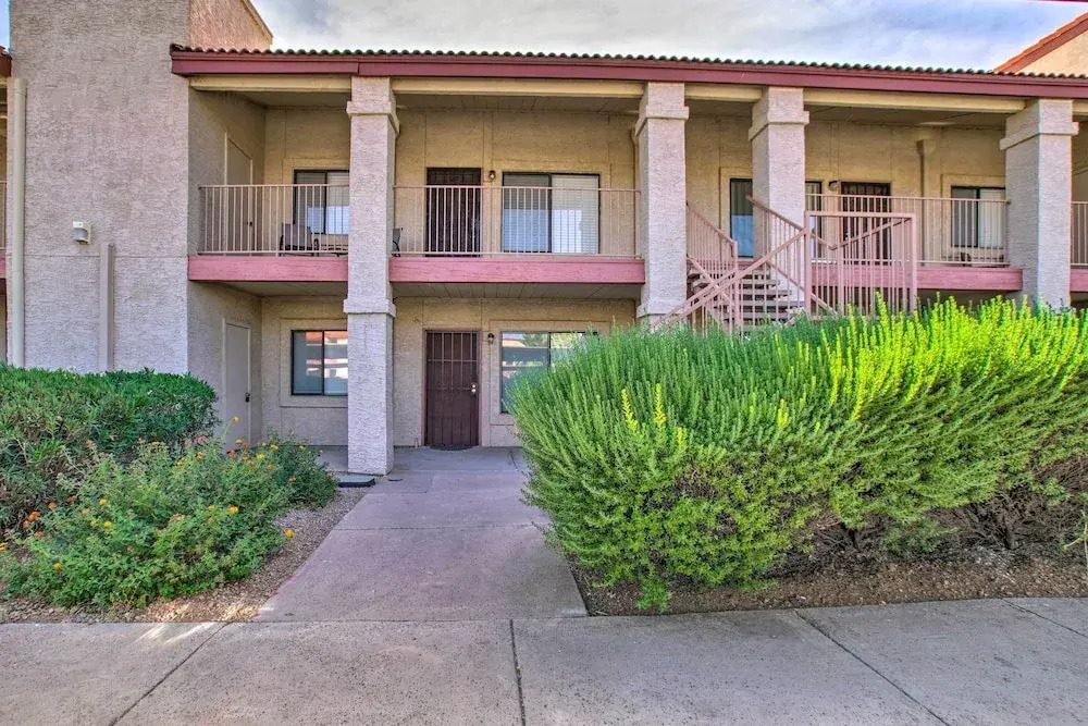Pool Access: Mtn-view Condo in Apache Junction!
