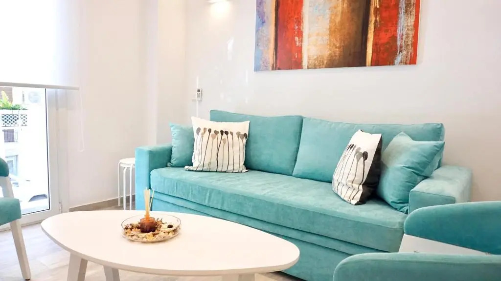 Minimal Fresh Design Apt in Athens