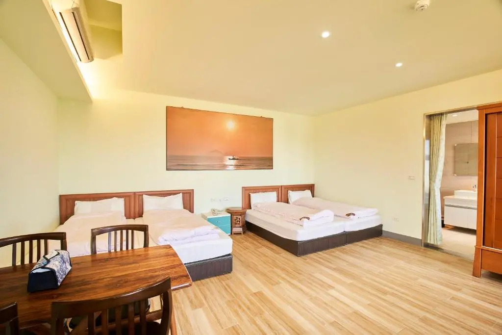 First Shanhai Hotel