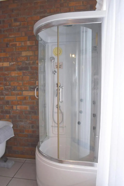 Mft Guest House