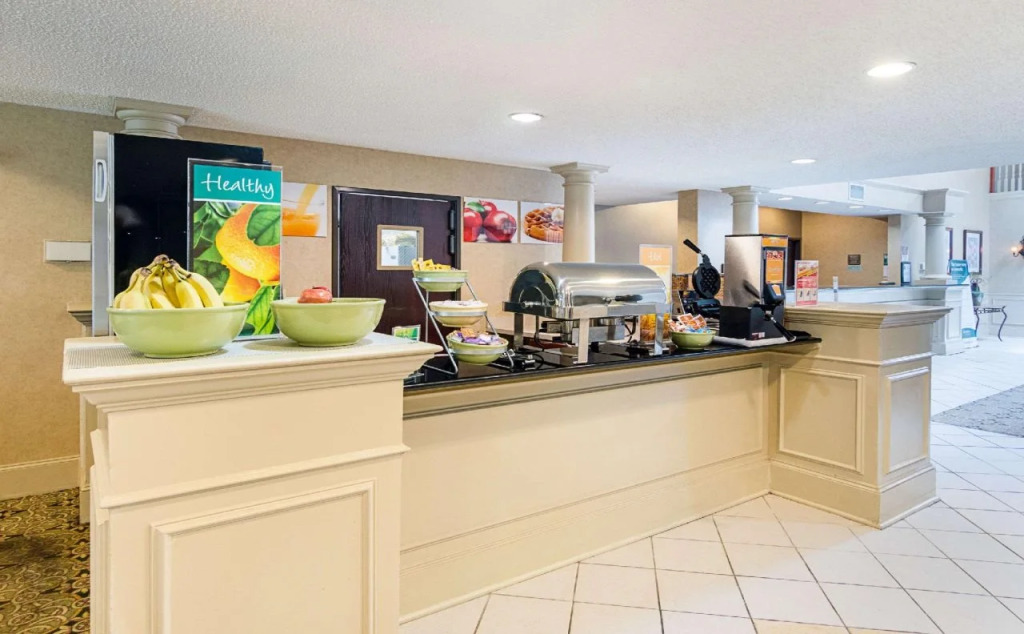 Quality Suites Sherman